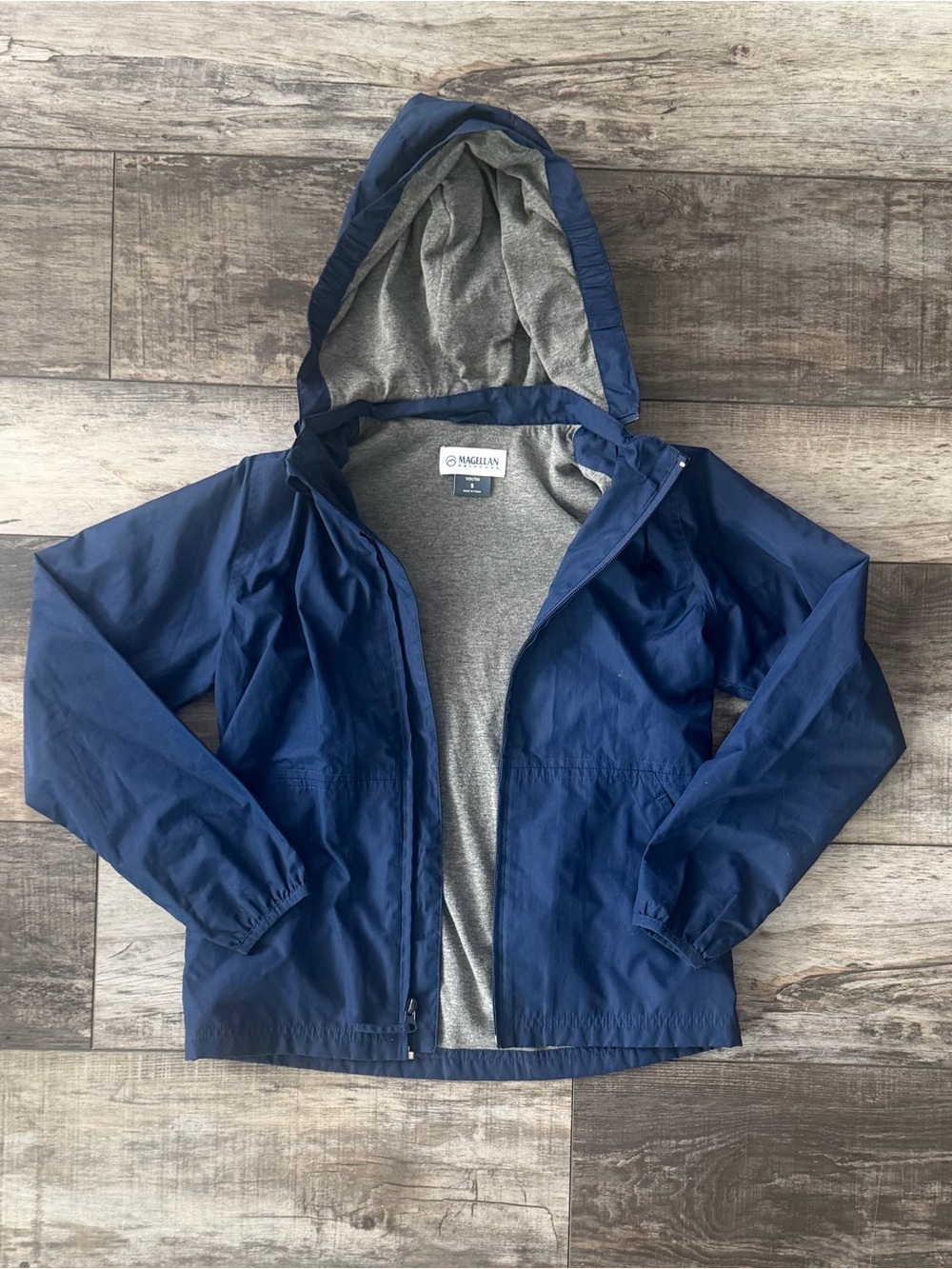 Magellan Outdoors Kids' Navy Hooded Windbreaker/ Rain Jacket YS